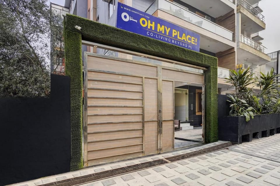 Hotel O Oh My Place Hotel in Noida