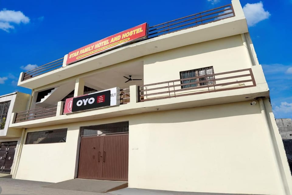 Hotel O Star Family Hotel & Hostel Hotel in Uttar Pradesh