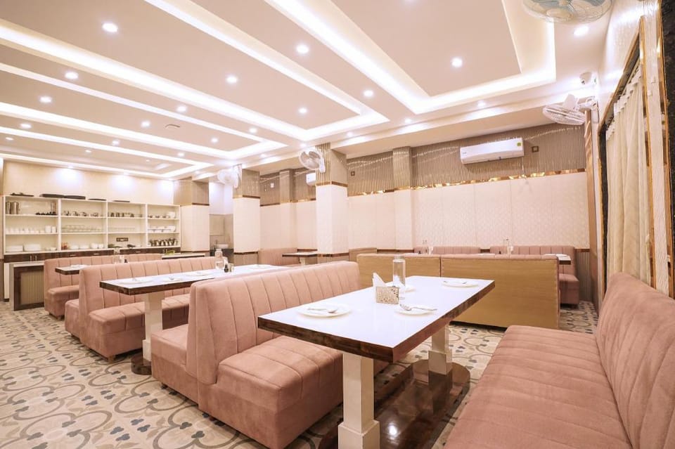 See Pearl Hotel in West Bengal