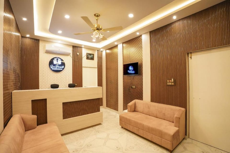 See Pearl Hotel in West Bengal