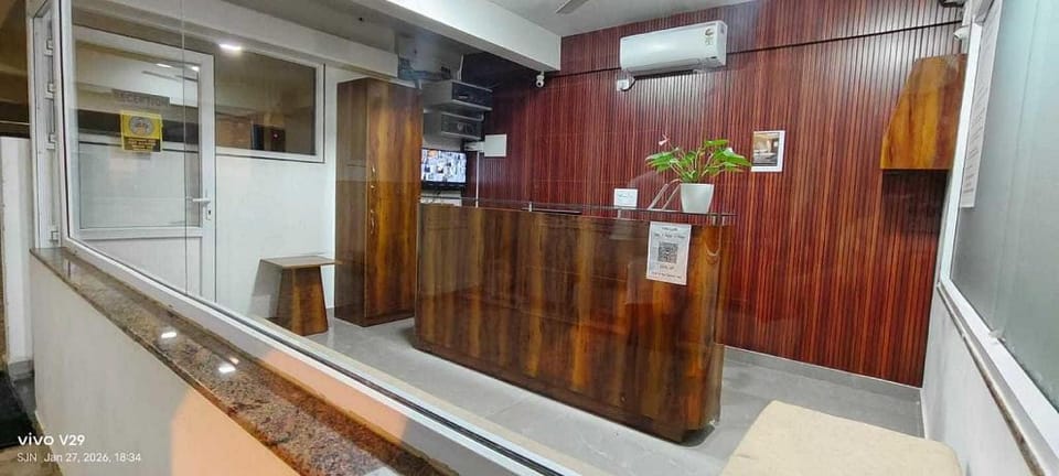 POP 84234F Shree Bar & Lodging Hotel in Bengaluru