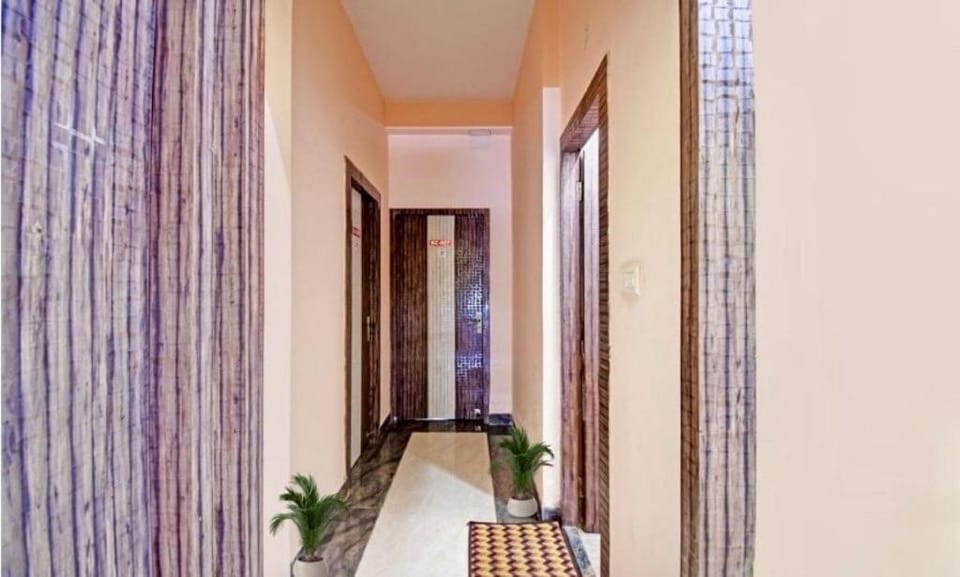 Collection O Kolkata International Airport Hotel in Kolkata
