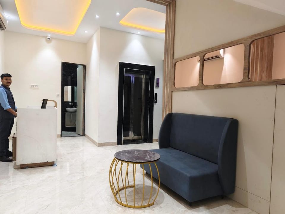Aceotel Select Virat, Dewas Naka Hotel in India