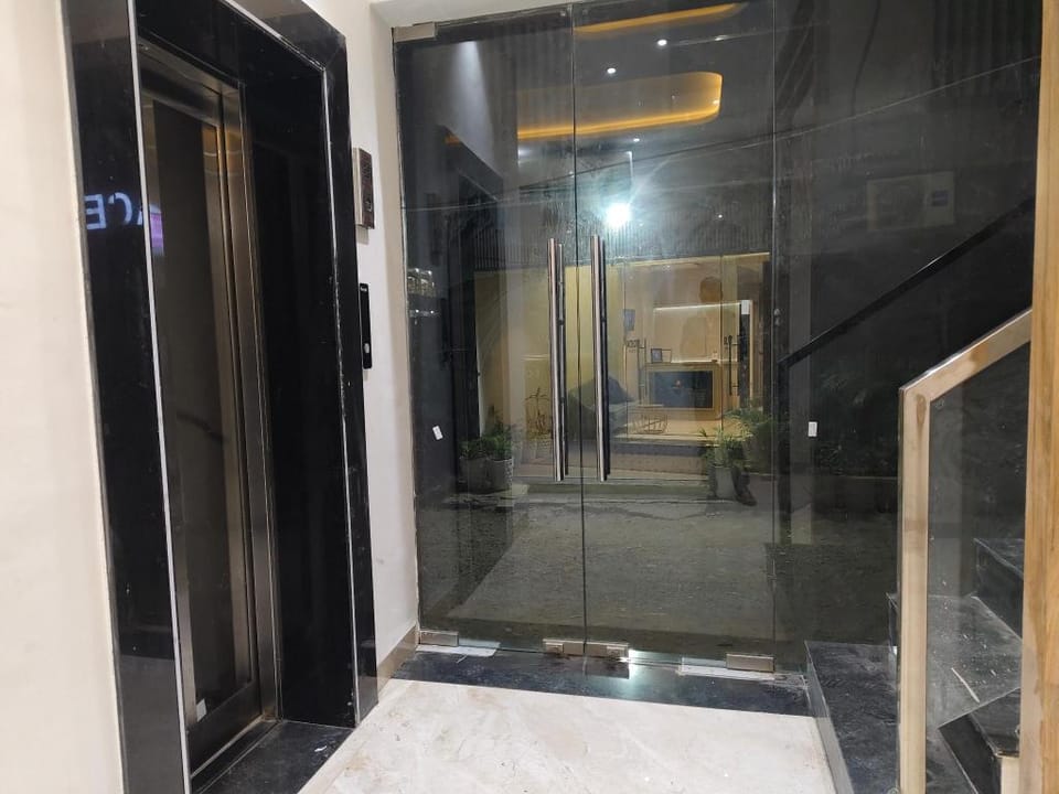 Aceotel Select Virat, Dewas Naka Hotel in India