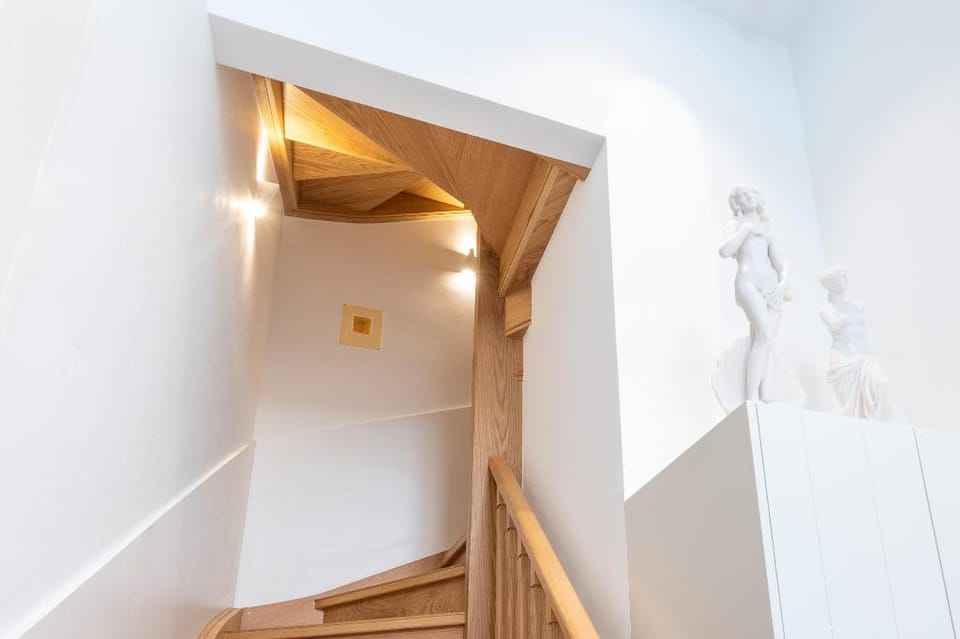Lofus Art Suites (DownTown) Hotel in Athens