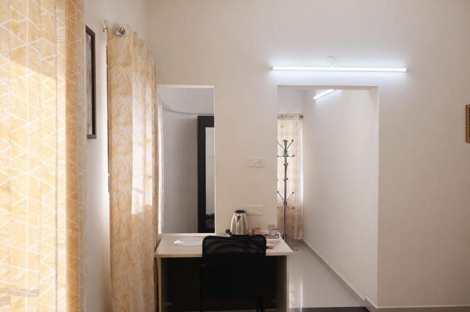 Stay-Lo Residency Hotel in Kochi