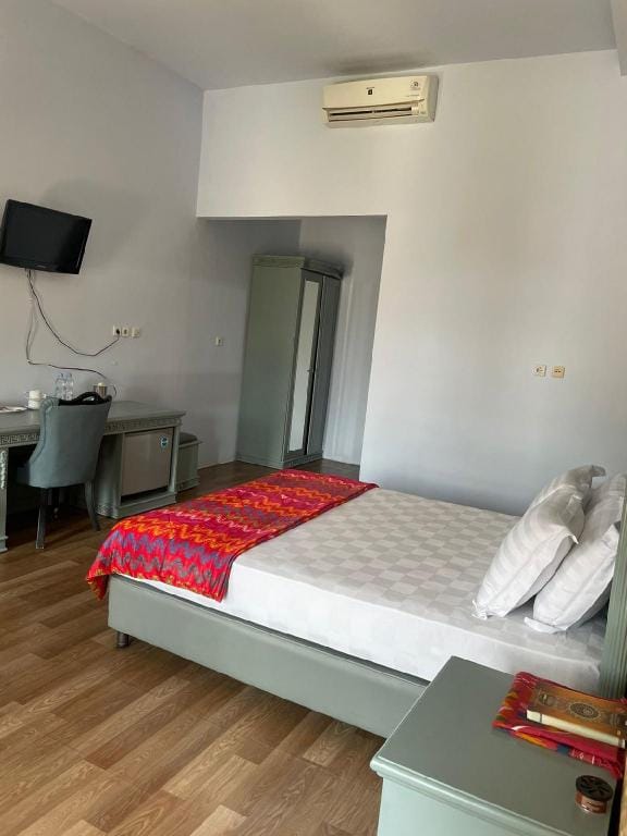 Mutmainnah Hotel Hotel in West Nusa Tenggara, Indonesia