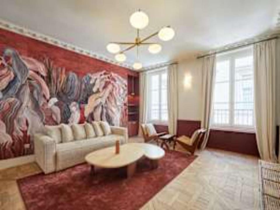Luxurious Apartment Saint Honoré Concorde Square Hotel in Paris