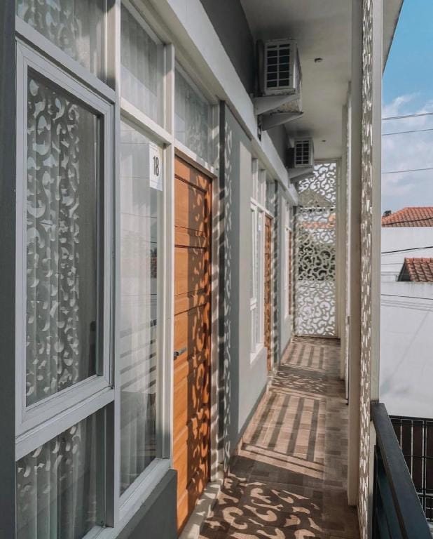 Hallstatt Living Near UII Jakal Hotel in Special Region of Yogyakarta