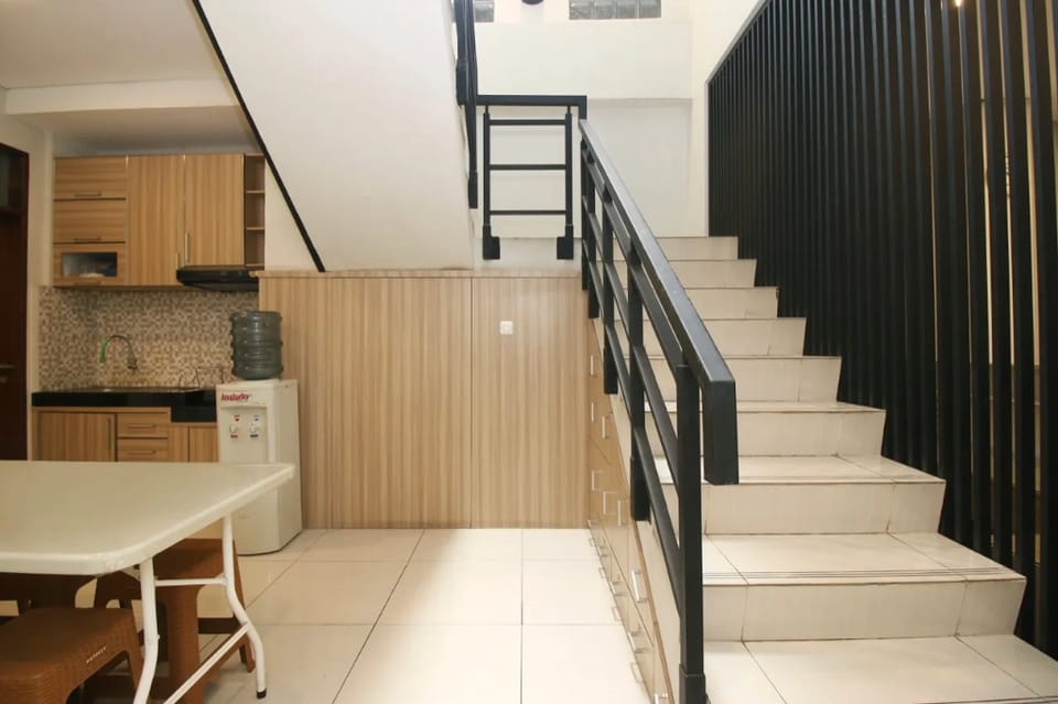 Sharon Co-Living Hotel in Bandung