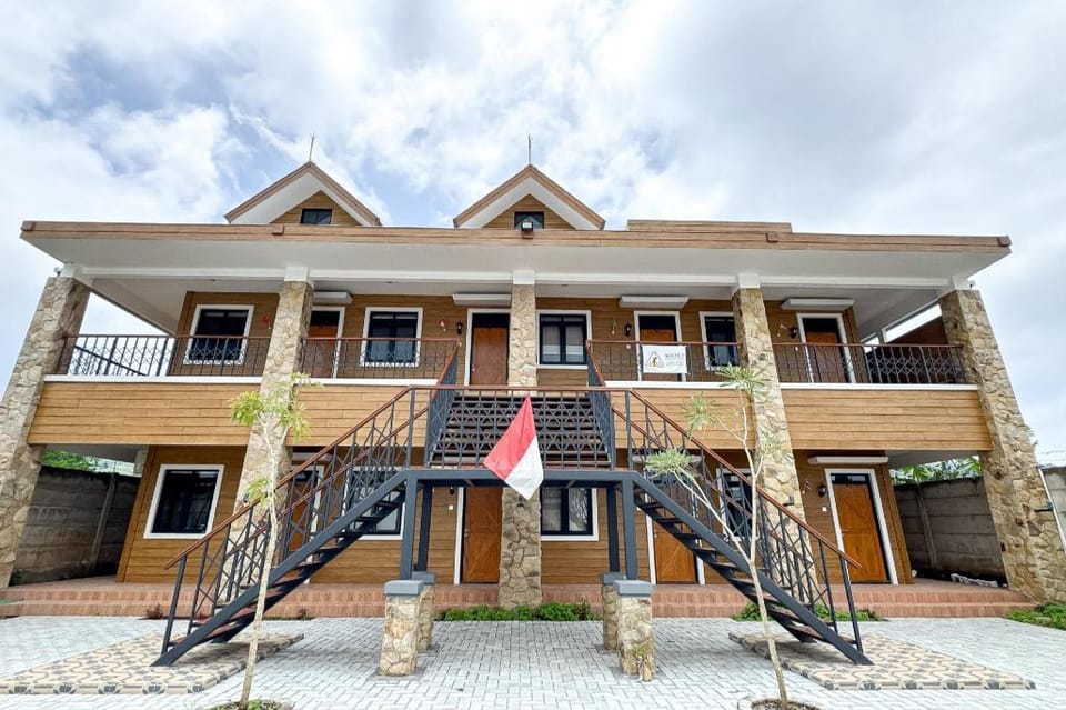Urbanview Wichita Syariah Cabin Maribaya Hotel in Lembang