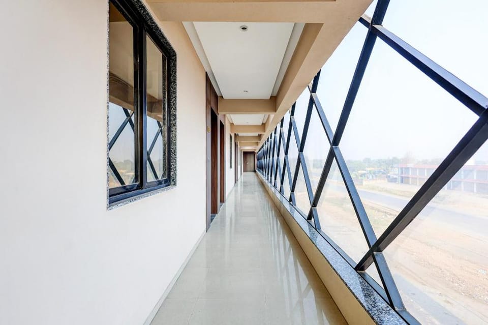 Townhouse GIDC Ankleshwar Formerly Studio 60 Hotel in Gujarat