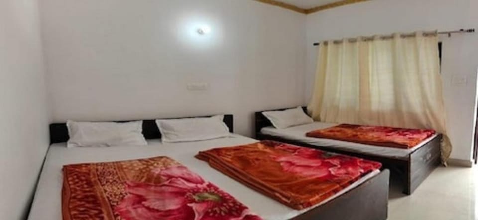 Kedarnath Meerut Mandal and Mewar Sadan Kedarnath Hotel in Uttarakhand