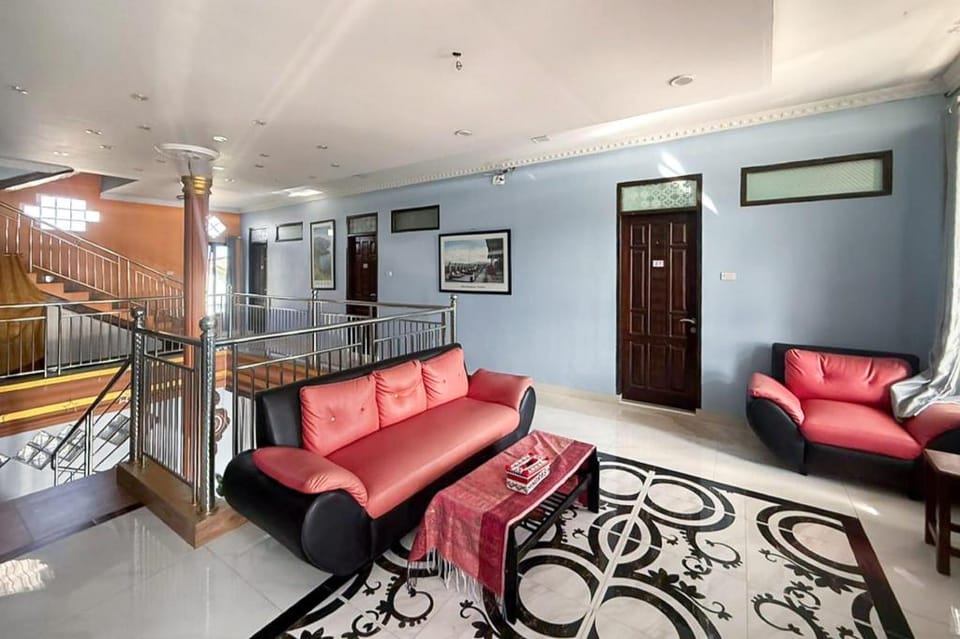 RedDoorz near Pantai Lumban Bul Bul Balige Toba Hotel in Indonesia