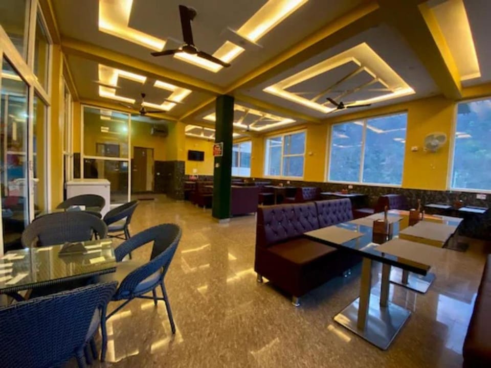 Motel On Mountain & Mom ki Rasoi Hotel Uttarakhand Hotel in Uttarakhand