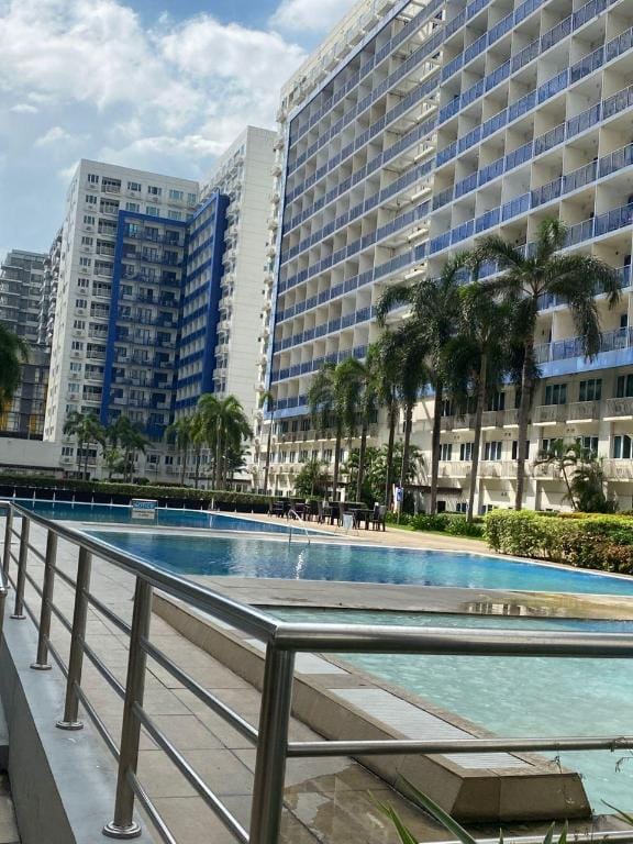 Gladsway Homestay Sea Residences Hotel in Mandaluyong