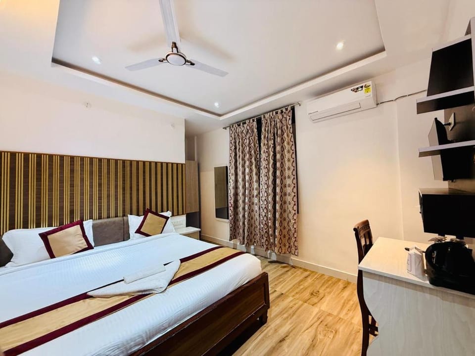 Hotel Golden Meet Hotel in India