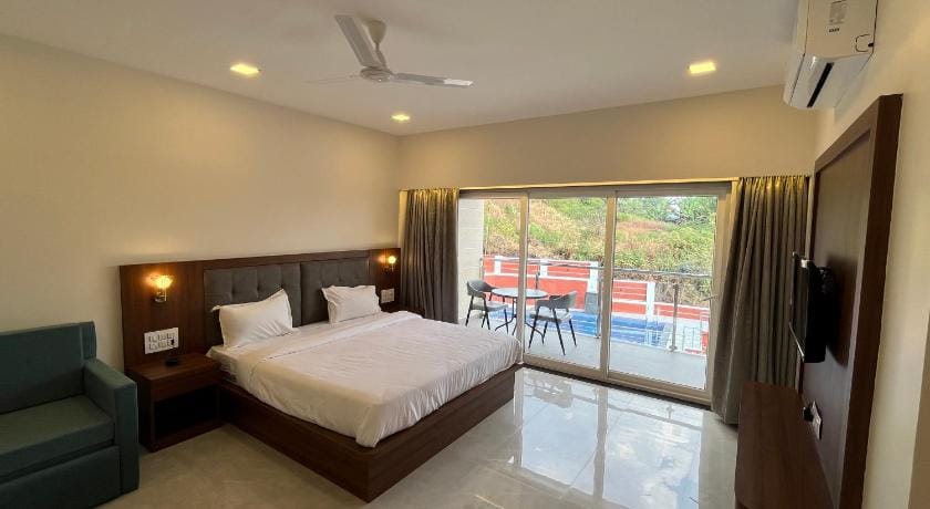 Gugal Bliss Hotel in Maharashtra