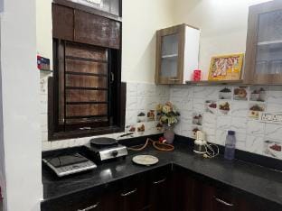 LavishVerse - Cozy Fully Furnished Flat Apartment in Jaipur