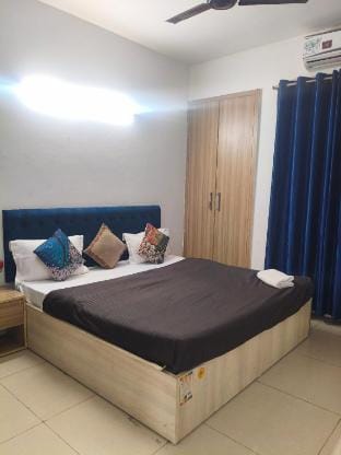 The Galaxy inn Apartment in Noida