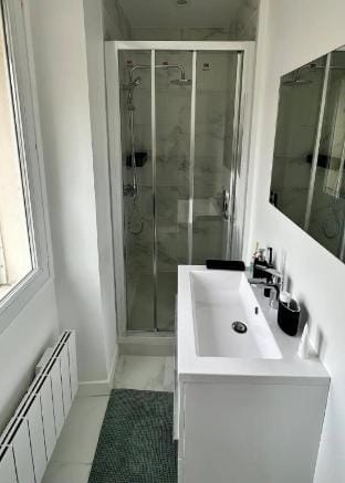 Peaceful haven in Puteaux  La Perle Bleue Apartment in Puteaux