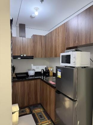 Condo Apartment in Las Pinas