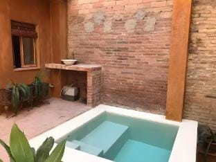 Lovely apartment for 4 with pool Apartment in L'Hospitalet de Llobregat