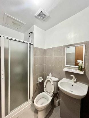 Mesatierra Studio | Davao City | Downtown Apartment in Davao City