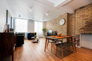 Crashpads Shoreditch - 1 Bedroom Loft with Terrace Apartment in London Borough of Hackney