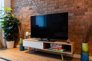 Arty 2 Bedroom Loft in the Heart of Shoreditch Apartment in London Borough of Hackney