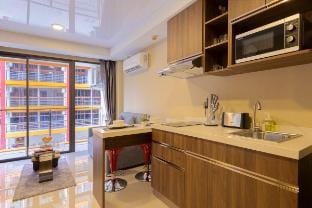 Cozy Condo at NaiHarn Beach - Pet Friendly Apartment in Rawai
