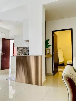 3 Bed Room Luxury Apartment. short-long term rent Apartment in Western Province