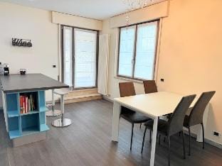 Panoramic Penthouse with Large Terrace & Garage Apartment in Veneto