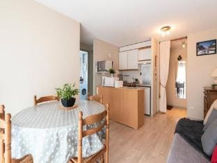 Rooms for 4 People Apartment in Saint-Lary-Soulan