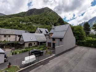 Rooms for 4 People Apartment in Saint-Lary-Soulan