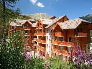 Residence LAlbane Apartment in Provence-Alpes-Côte d'Azur