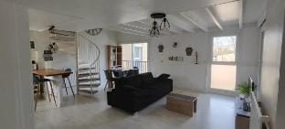 Beautiful 64 m2 duplex – near shopping mall Apartment in Île-de-France