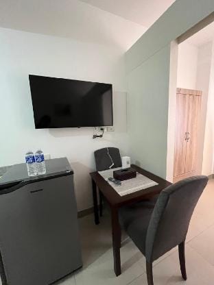 SMDC Good Stays - Cool Unit 321 Tower 2 Apartment in Tagaytay