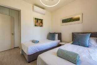 DB11 Adjacent to Aphrodite Hills- Communal Pool Apartment in Kouklia