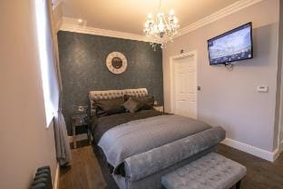 Maddermarket. Lovely, private home from home Apartment in Norwich
