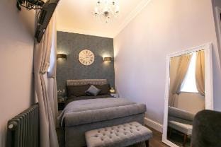 Mousehold Heath. Charming suite & great location Apartment in Norwich