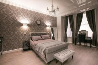 Wymondham Abbey  · Located in Wymondham, Norfolk Apartment in Broadland District