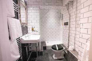 Wymondham Abbey  · Located in Wymondham, Norfolk Apartment in Broadland District