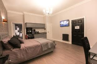 Pensthorpe Gardens  · Family Friendly Spacious Apt Apartment in Broadland District