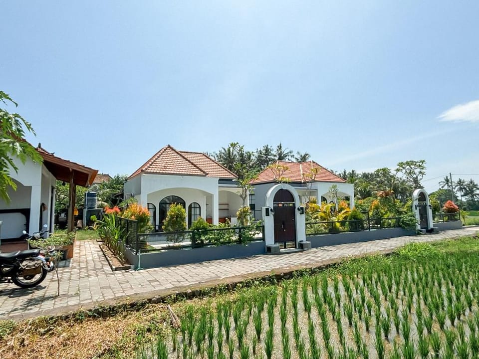 Madjon Bali Livin Hotel in Sukawati