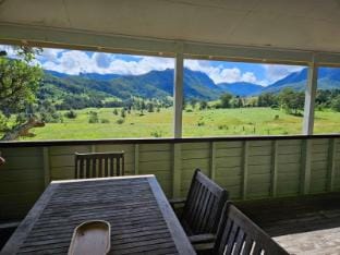 Cedar Glen Farmstay Vacation rental in O'Reilly