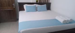 Bliss Lake Holiday Bungalow, Thissawewa Vacation rental in Sri Lanka