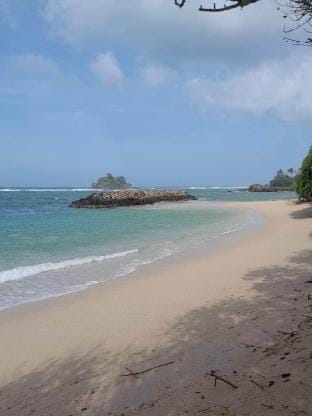 Celon Vie – Beachfront home Vacation rental in Ahangama