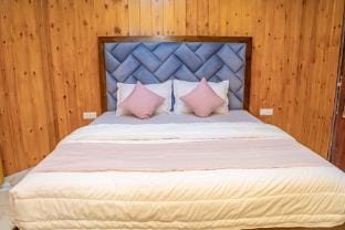 Galaxy Holiday Inn  Vacation rental in Nuwara Eliya