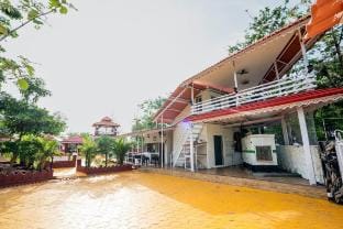 Oasis Farm By Friends Villa Vacation rental in Maharashtra